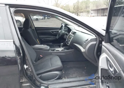 2017 Nissan Altima 2.5 S z USA, uszkodzony, nr VIN 1N4AL3AP1HC478484